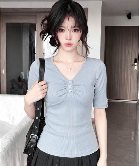 가을 새로운 디자인 센스 허리 수축 슬림해 보이는 다용도 좋은 면 맨위 한 부서 화이트 V넥 비틀림 반팔 티셔츠 여성