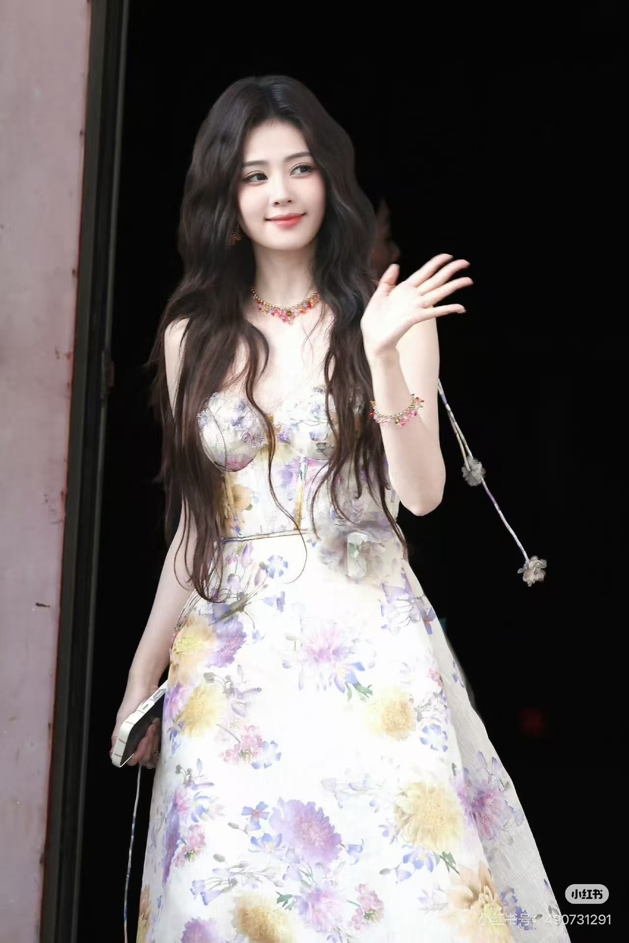 흰색 사슴 같은 단락 큰 진자 여름 신제품 유화 프린트 슬립 드레스 휴가 치마 허리 수축 요정 롱 스커트