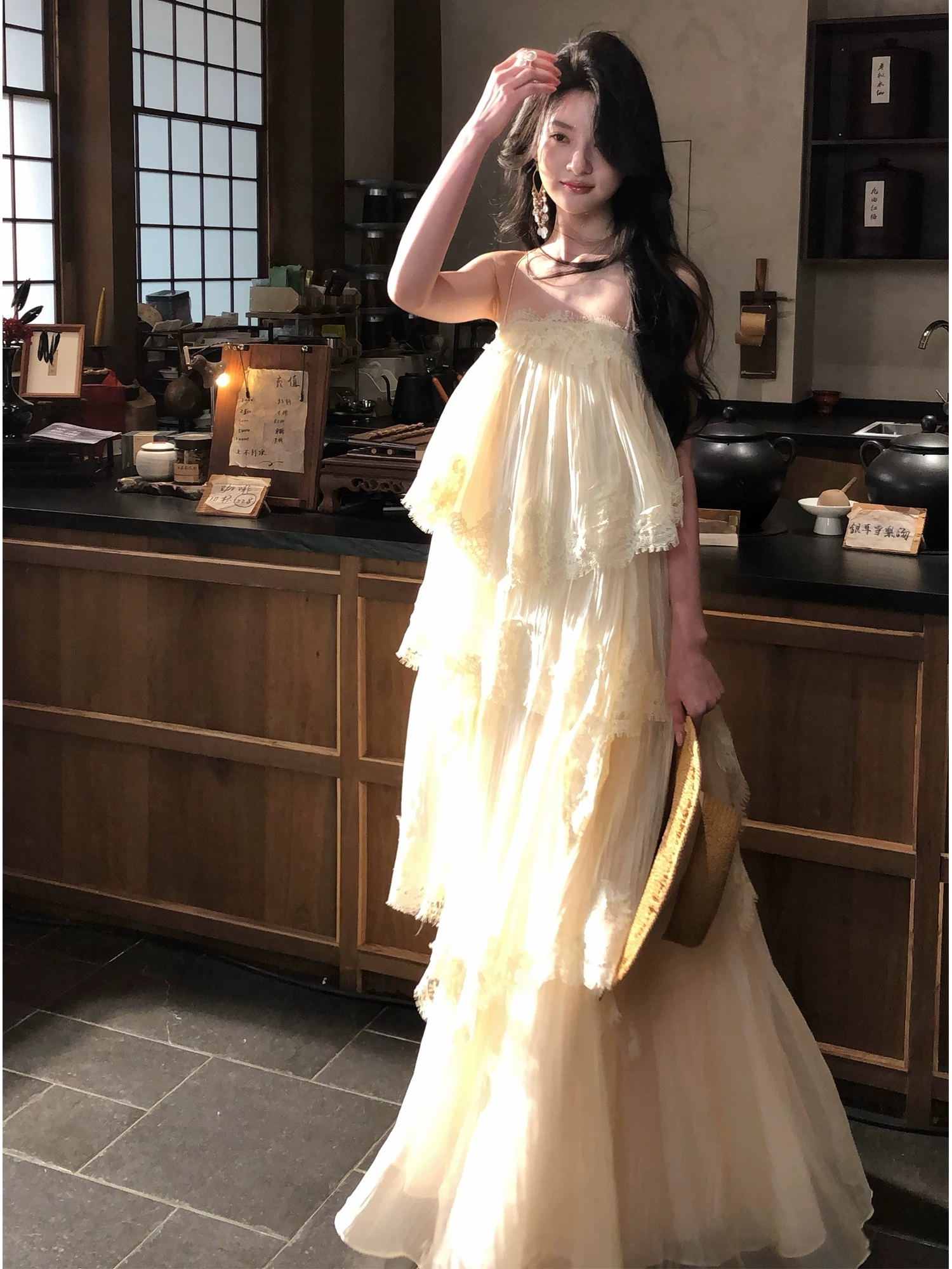 낭만주의 분위기 센스 요정 치마 프랑스식 슬립 레이스 큰 진자 여성 드레스 부드러운 바람 휴가 슬림해 보이는 케이크 드레스