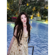 批发<b class='q'>明星</b>同款白鹿26夏季新<b class='q'>款</b>田园印花珠饰碎花吊带<b class='q'>连衣裙</b>