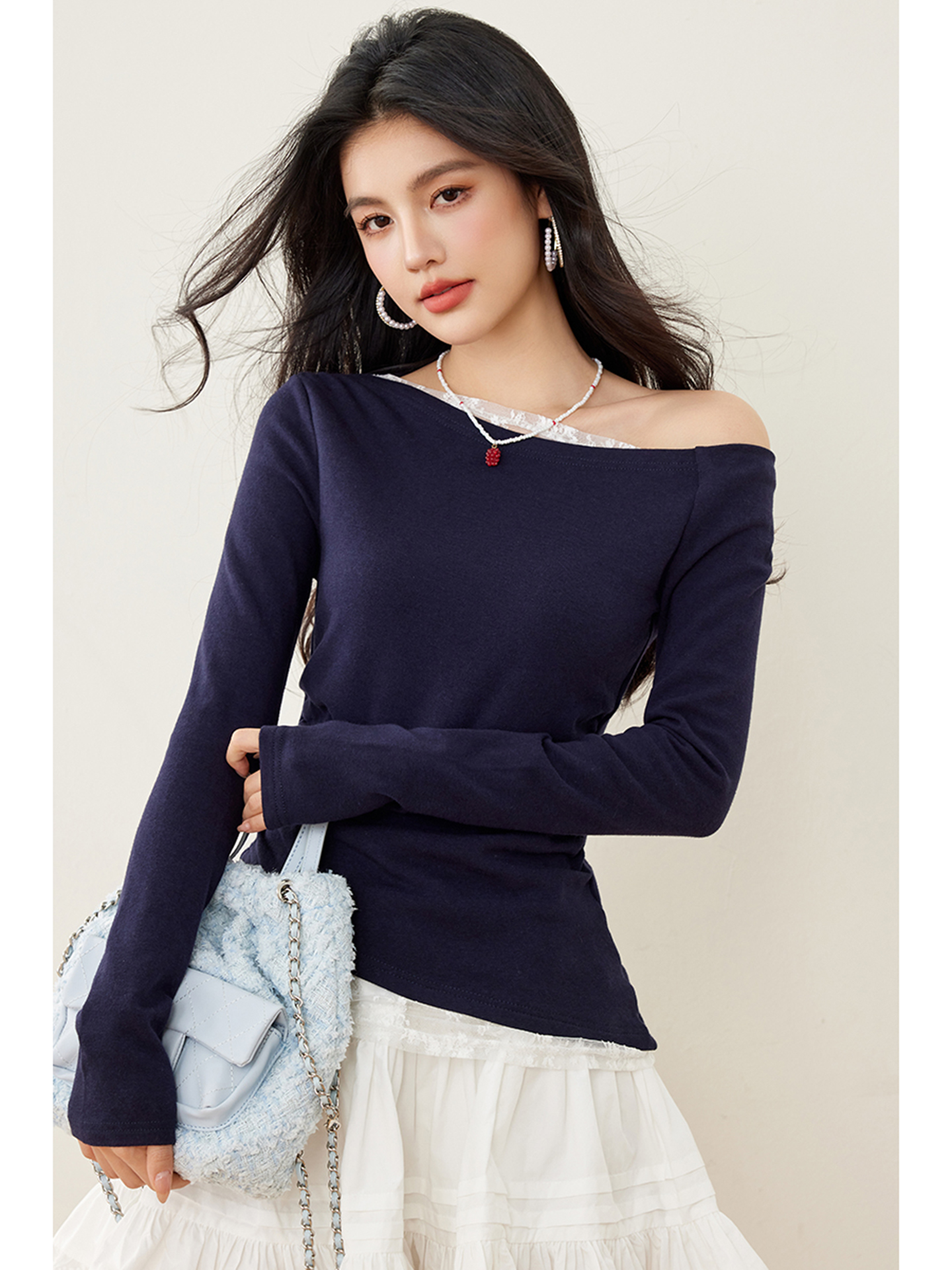 실사 2026 오프숄더 패치워크 레이스 티셔츠 여성 셔츠 한 부드러운 페이크 레이어드 긴팔 기본 셔츠