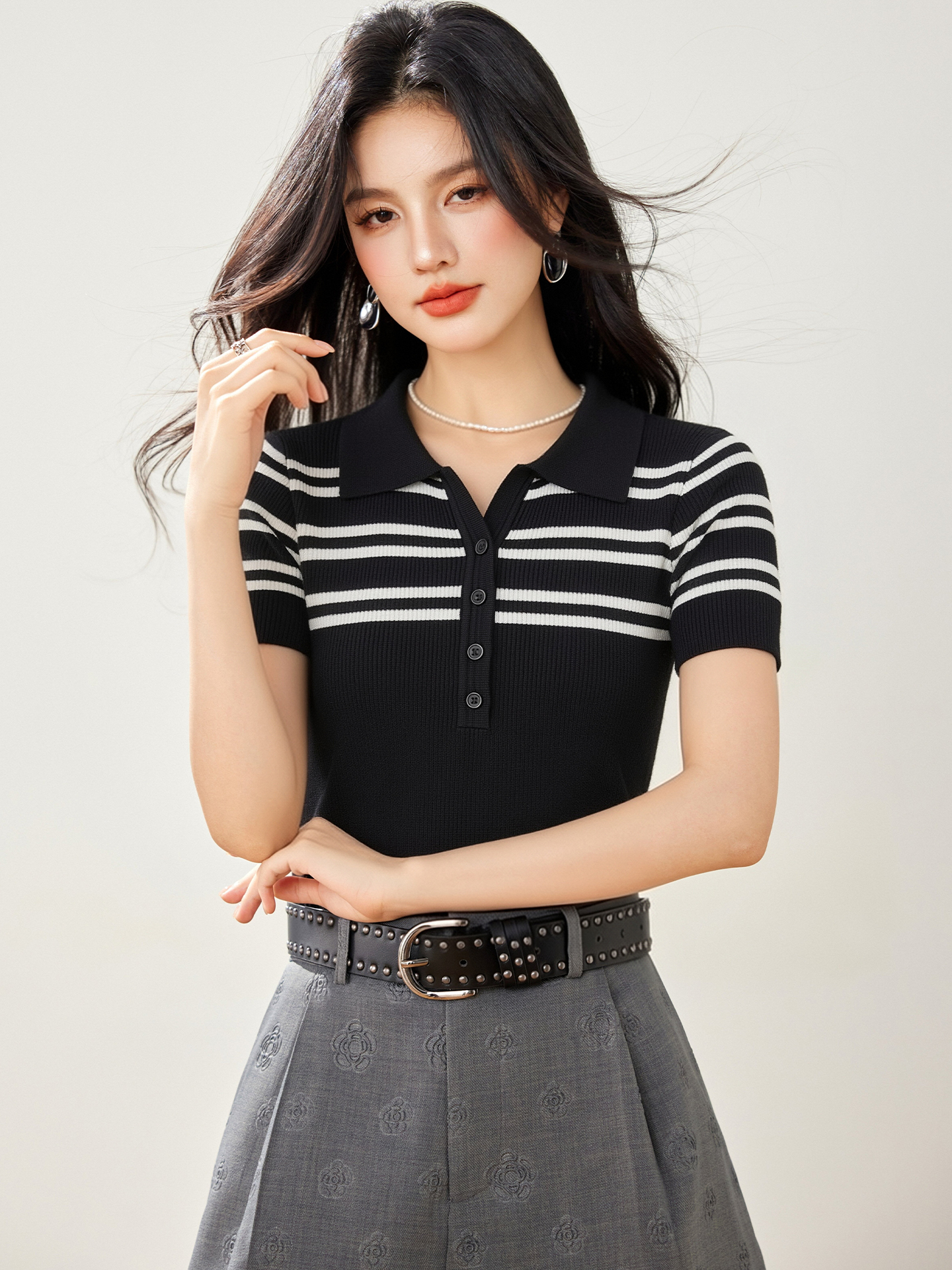 실사 있음 2026 배색 스트라이프 POLO 칼라 티셔츠 여성용 짧은 소매 니트 스웨터 레트로 한 고정 몸 의류