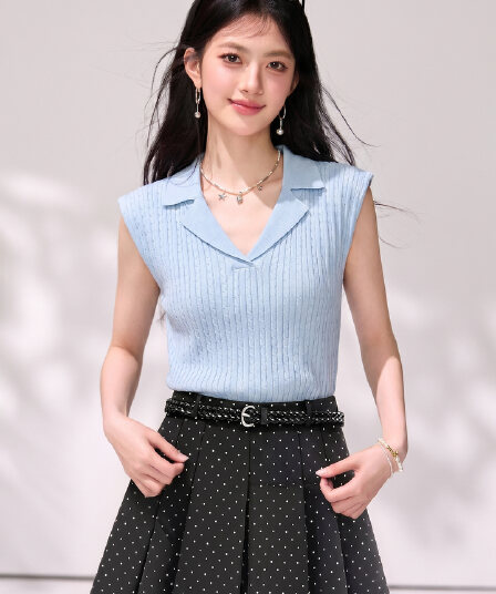 있음 2026 오래된 돈 바람 V넥 반팔 티셔츠 여성 여름 폴로 칼라 POLO 셔츠 긍정적 인 어깨 동정 몸매 가꾸기 니트 맨위