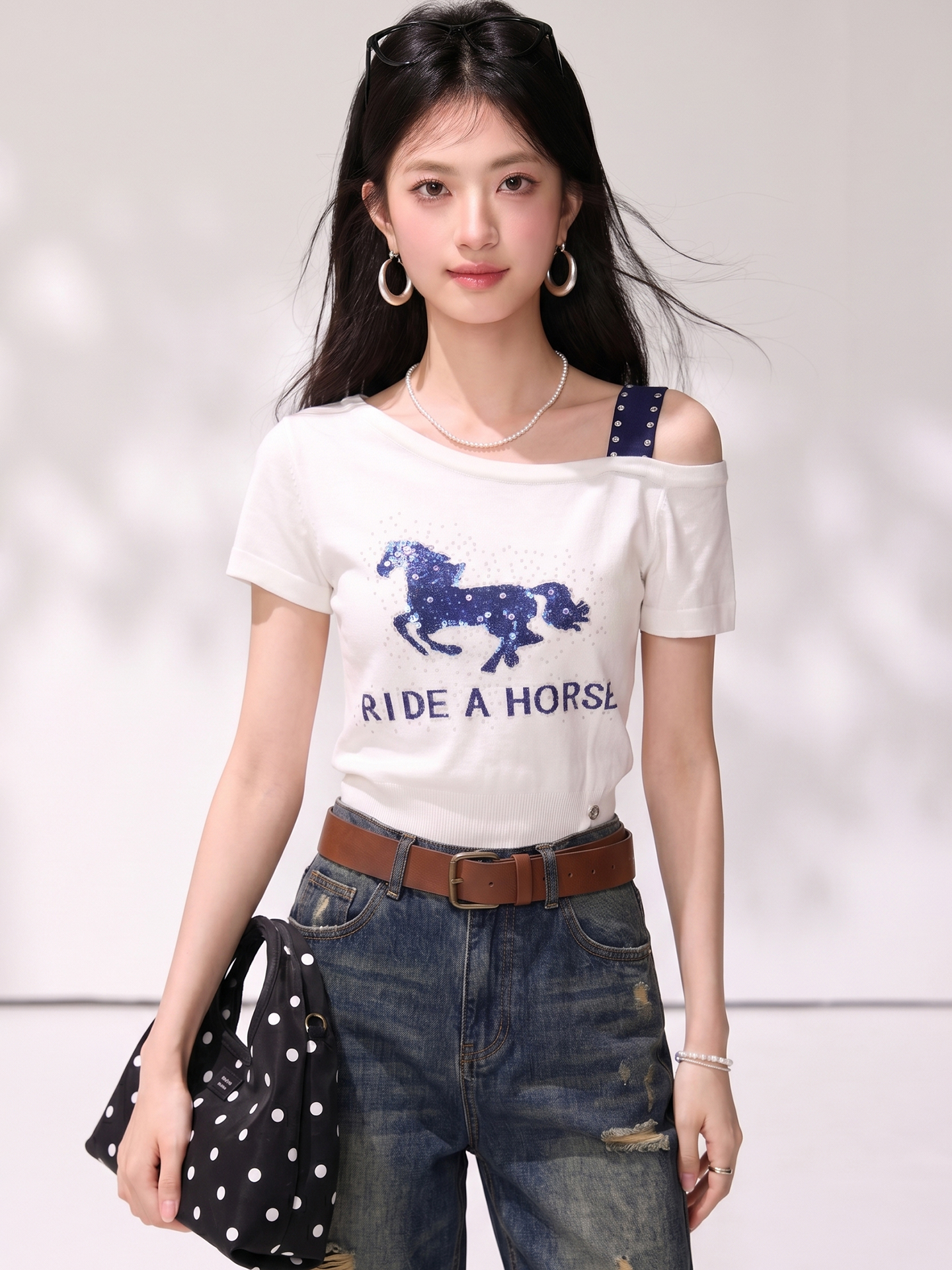 RY4790# 实拍◆有◆2026烫钻斜领露肩短袖女夏季t恤新款小马高级感上衣