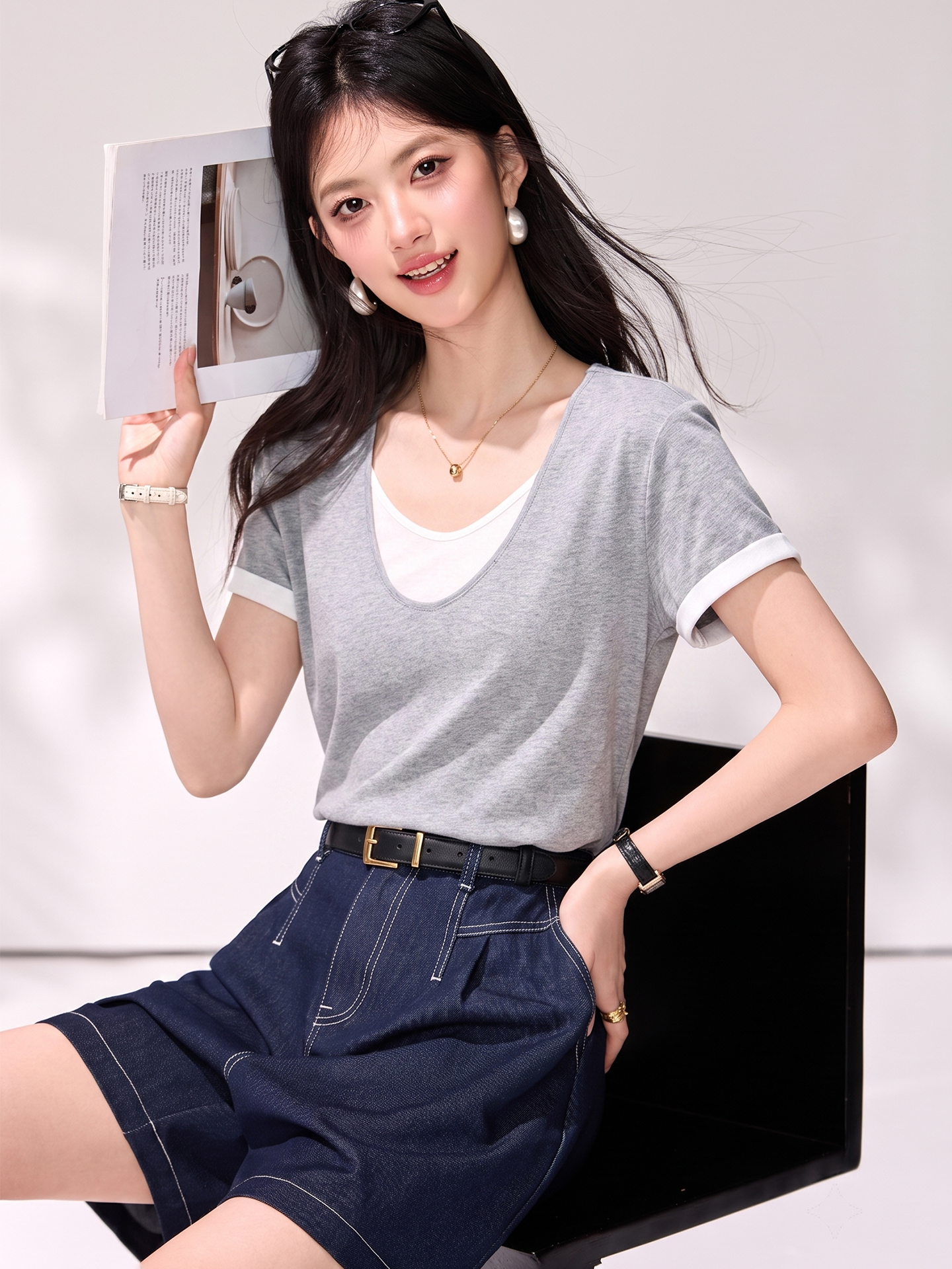 BY29249# 灰色V领假两件短袖T恤女夏季新款设计感小众气质上衣  服裝批發女裝批發服飾貨源