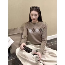 批发蝶宝嘻 复古菱格 圆领羊毛两色<b class='q'>打底衫</b>女秋冬内搭上衣毛衣针织衫