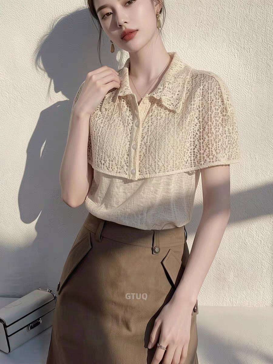 2026 여름 새로운 빛 요리 한 우아함 POLO 칼라 홀로우 아웃 니트 스웨터 여성용 짧은 소매 느긋한 출퇴근 맨위 샴페인