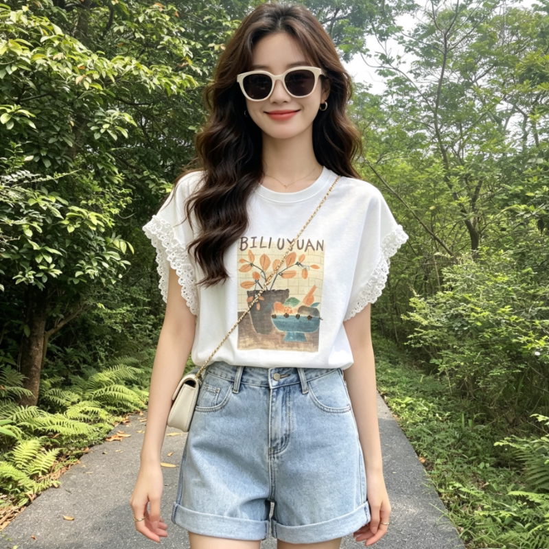 레이스 레이스 민소매 티셔츠 2026 년 여름 새로운 레트로 유화 프린트 루즈핏 슬림해 보이는 다용도 맨위 여성
