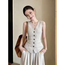 批发新款法式老钱风V领单排扣马甲女春季简约气质<b class='q'>通勤</b>高档