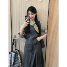 小个子学院风假两件针织衬衫女早秋季小众设计高级感短款毛衣上衣