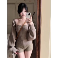 批发松弛感气质宽松显瘦长袖短款针织开衫纯欲风吊带背心两件套女秋<b class='q'>冬</b>