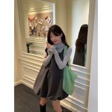 批发<b class='q'>可爱</b>甜美风套装花边领长袖针织衫女装秋冬蝴蝶结背心<b class='q'>连衣裙</b>两件套