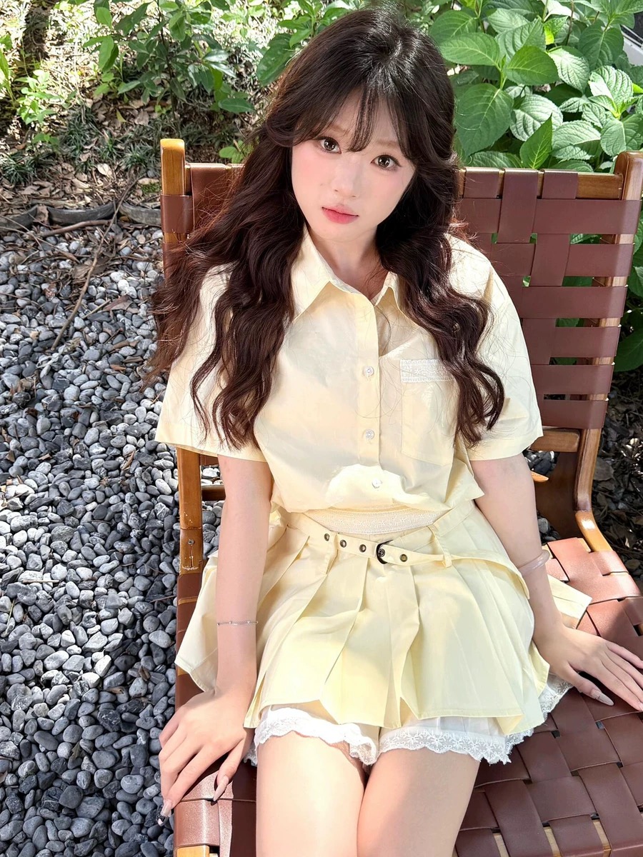 miu 부서 학원 스타일 셔츠 드레스 아이들 2026 여름 달콤함 투피스 세트 한 부서 한 마디 플리츠 세트 드레스