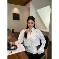 批发宋正恩白色波点薄<b class='q'>外套女</b>春季韩系绝美巨好看polo领<b class='q'>短</b>款小开衫上衣