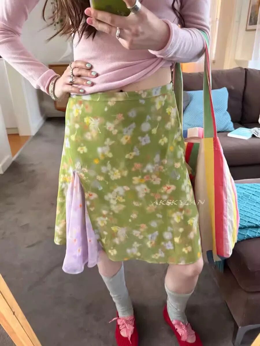 akskylan 한 부서 달콤함 꽃무늬 쉬폰 반신 스커트 여성 2026 봄 여름 불규칙 배색 슬림해 보이는 A라인 스커트