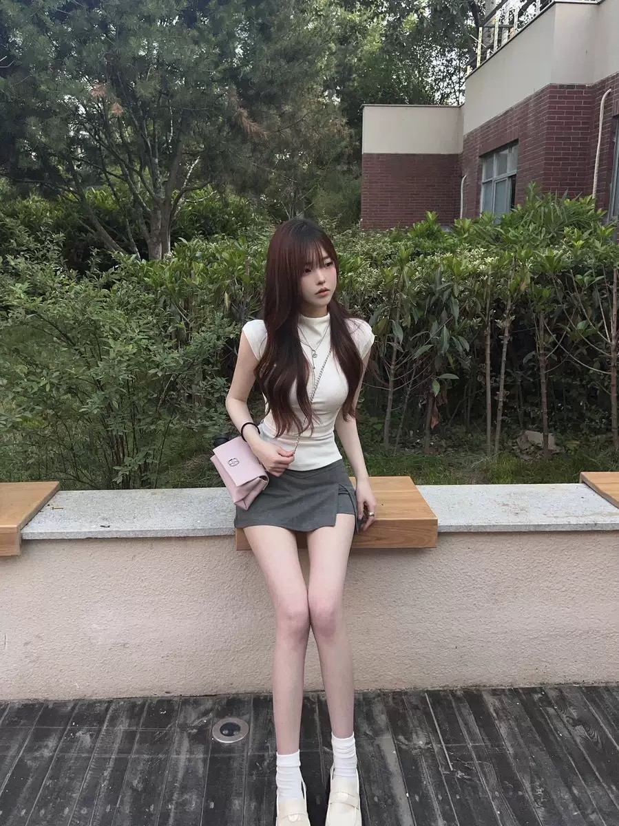 lovedeath 乖離 달콤한 자매 반하이넥 니트 맨위 여성 회색 트임 반신 스커트 순수한 욕망 세트