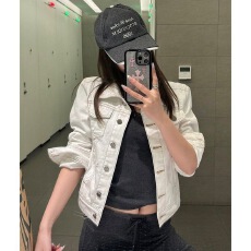 批发十一石 随性舒适 缝线撞色复古牛仔外套女小个子正肩短款上衣春II