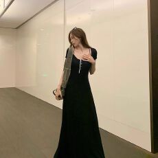 批发法式短袖<b class='q'>条纹</b>方领针织连衣裙夏季新款修身韩版收腰气质A字<b class='q'>长裙</b>子