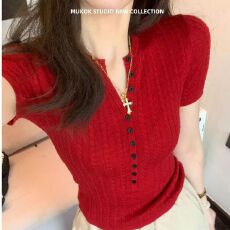 批发2026年夏季新款纯色短袖修身<b class='q'>针织衫</b>女v领红色上衣t恤夏