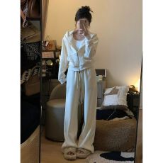 批发韩系简约休闲感运动套装女新款<b class='q'>春</b>秋季学生拉链卫衣卫裤两件套