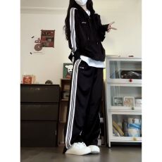 批发美式学院风运动服套装女春秋<b class='q'>宽松</b>显瘦慵懒连帽<b class='q'>卫衣</b>休闲两件套跑步