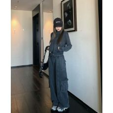 批发高级感运动套装女<b class='q'>春</b>秋宽松显瘦学生时尚炸街卫衣工装裤休闲两件套