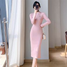 批发新中式国风<b class='q'>旗袍</b><b class='q'>改良</b>针织圆领长袖连衣裙秋季修身显瘦开叉中长裙