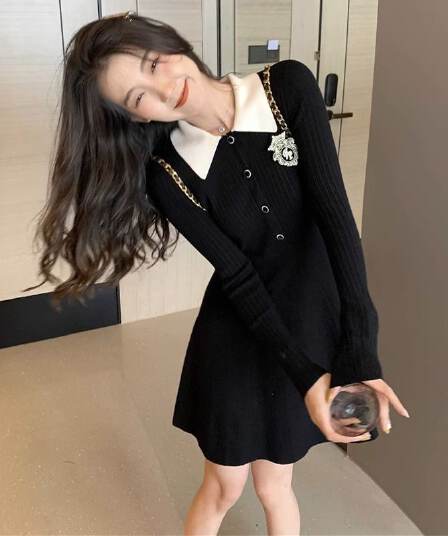 검정색 긴팔 니트 여성 드레스 2026 년 가을 새로운 인사이드 가져 가라. 학원 스타일 베이비 칼라 만나는 스웨터 드레스