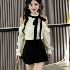 批发法式穿搭套<b class='q'>装</b>裙女2025新款女<b class='q'>装</b>设计感露肩<b class='q'>衬衫</b>上衣半身裙两件套潮