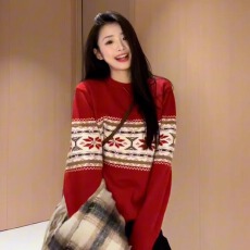 批发<b class='q'>新款</b>费尔岛红色圣诞毛衣女秋冬季加厚慵懒高级感内搭外穿针织上衣