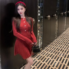 批发辣妹高级性感黑色修身长袖内搭打底针织<b class='q'>连衣裙</b>女冬季小个子百褶裙