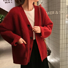 批发2025秋冬法式复古黑色气质v领<b class='q'>毛衣外套</b>女开衫中<b class='q'>长款</b>宽松慵懒风女