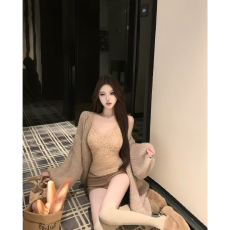 批发卡其色慵懒风毛衣外套蕾丝吊带背心女秋冬<b class='q'>套装</b>休闲直筒<b class='q'>短裤</b>三件套