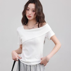 批发设计感<b class='q'>上衣</b>女2026年夏季新款韩版露肩短袖t恤