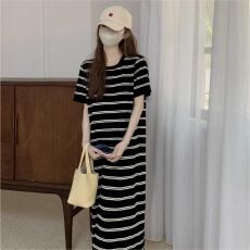 批发慵懒风<b class='q'>条纹</b>针织短袖t恤连衣裙女夏季宽松显瘦减龄直筒休闲<b class='q'>长裙</b>子
