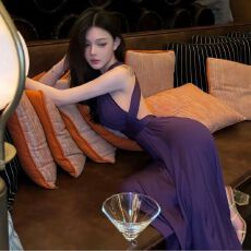 批发高级感生日聚会裙子气质名媛长款订婚礼服性感<b class='q'>露背</b>紫色挂脖<b class='q'>连衣裙</b>