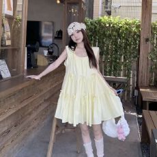 批发法式蝴蝶结<b class='q'>连衣裙</b><b class='q'>无袖</b>宽松新款气质甜美夏季短裙