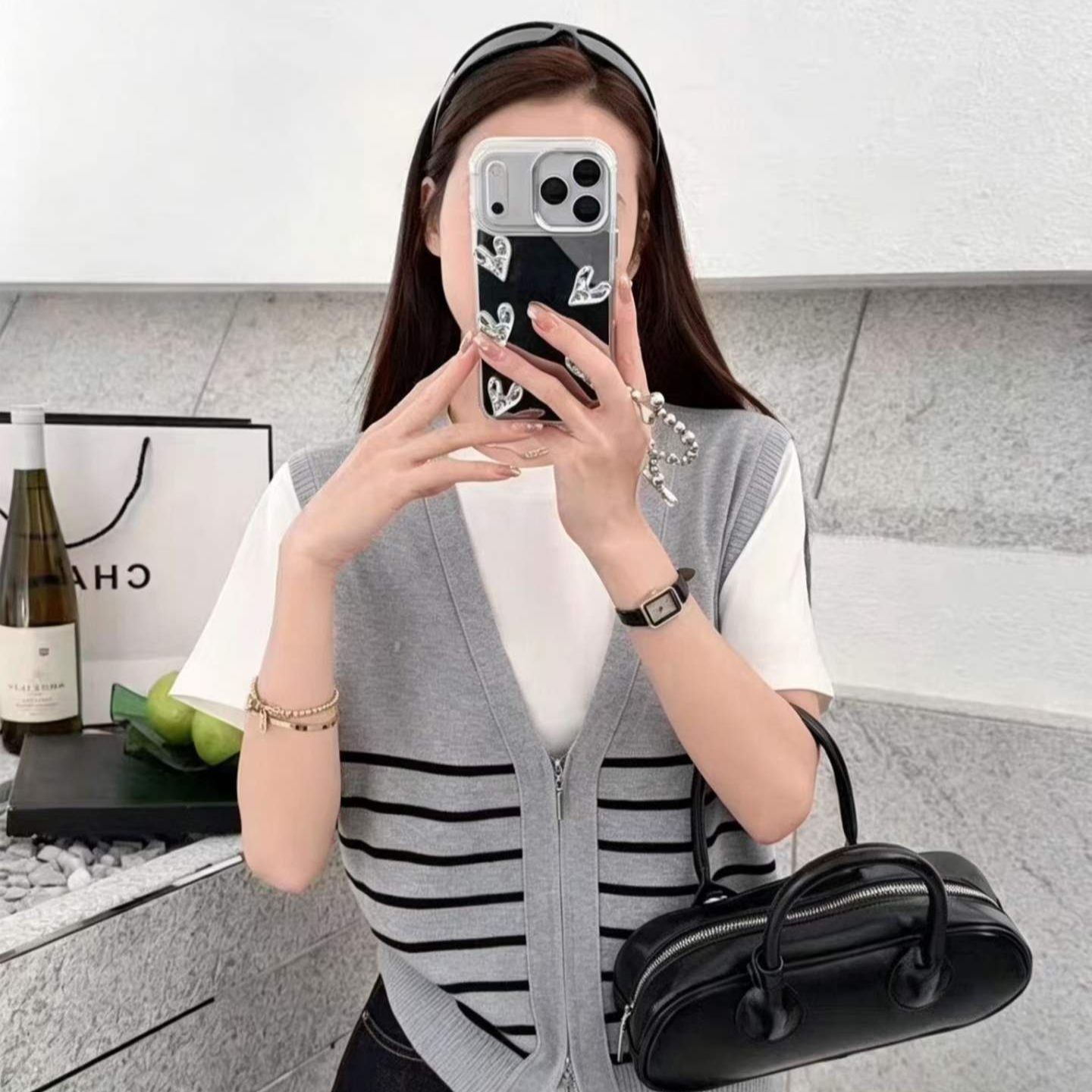 2026 년 여름 새로운 디자인 센스 학원 스타일 V넥 배색 스트라이프 바늘 스택 착용 더블 머리 지퍼 조끼 오픈 가디건