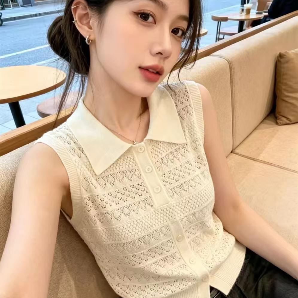 2026 년 여름 새로운 디자인 센스 달콤함 외국 가스 연령 감소 POLO 칼라 하프 열린 가슴 홀로우 아웃 니트 풀오버 조끼