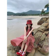 批发海边度假红色格子连衣裙子女装夏季新款无袖<b class='q'>背心</b>显瘦<b class='q'>长裙</b>漂亮独特