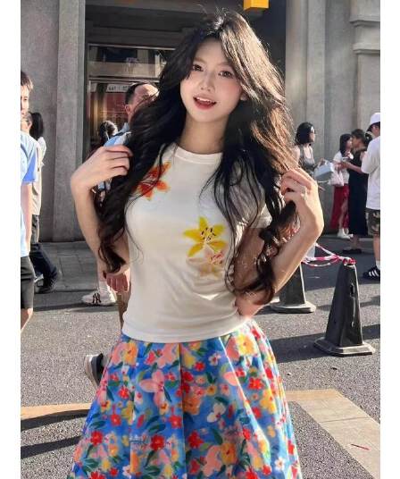 한 부서 착용 가져 가라. 꽃무늬 반신 스커트 여자 중간 롱 코트 여름 새로운 하이웨이스트 슬림해 보이는 중간 스커트 디자인 센스 화이트 반팔