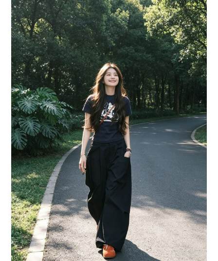 한 부서 캐주얼 스포츠 슈트 여성 여름 작은 키 몸매 가꾸기 미니멀리즘 긍정적 인 어깨 반팔 느슨함 센스 긴 바지 투피스 세트