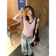随心裁简约复古设计感修身撞色V领T恤女夏季休闲短袖打底衫