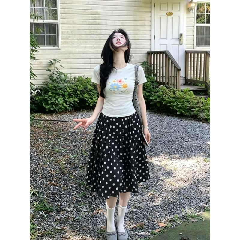 한 부서 ins 바람 캐주얼 스포츠 슈트 소녀 여름 프린트 반팔 티셔츠 도트 무늬 플리츠 반신 스커트 투피스 세트