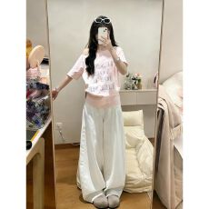 批发韩系慵懒风休闲<b class='q'>运动</b>套装女夏季宽松显瘦粉色斜肩短袖阔腿裤两件套