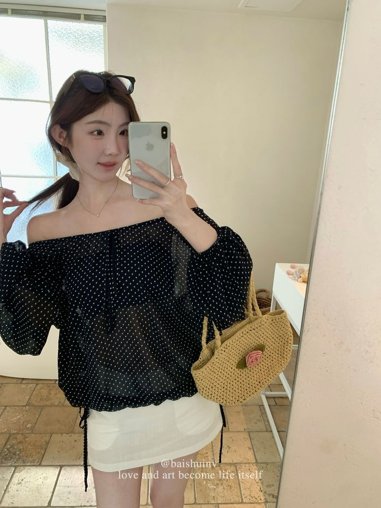 원본 쉬폰 프랑스식 달콤한 스타일 한 단어 오프숄더 도트 무늬 시폰 셔츠 여성 여름 허리 수축 레이스업 몸매 가꾸기 슬림해 보이는 셔츠