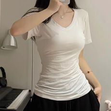 批发超显瘦夏日正肩收腰V领短袖基础好穿小心机辣妹<b class='q'>T</b>恤