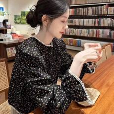批发2026夏季新款法式高级感减龄洋气独特别致绝美黑色碎花衬衫上衣女