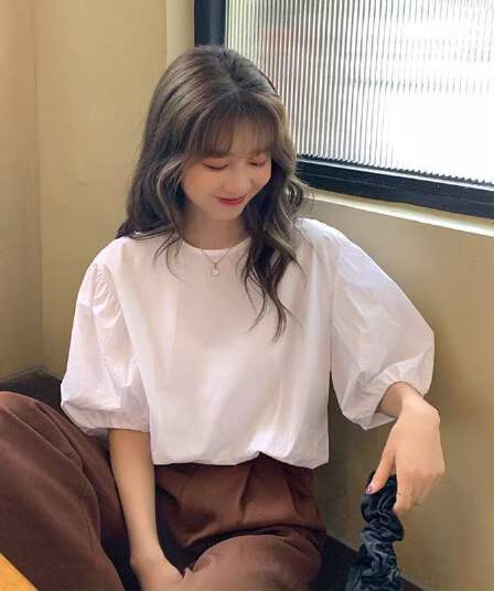 화이트 거품 소매 맨위 여성 루즈핏 프랑스식 품격 반팔 셔츠 디자인 센스 항구 바람 다용도 패션 외국 가스 트렌디