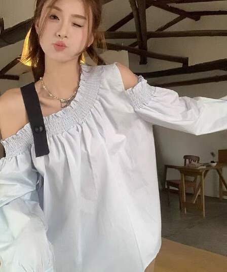 빅 사이즈 마이크로 지방 자매 mm 여름 루즈핏 디자인 센스 오프숄더 섹시함 배색 품격 긴팔 셔츠 맨위 여성 트렌디